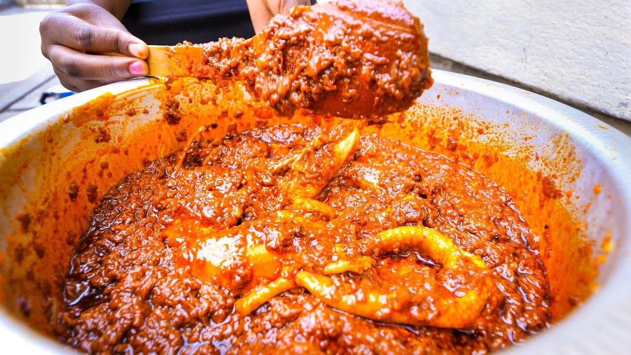 Ethiopian Food – The ONE DISH You Have To Eat in ETHIOPIA!