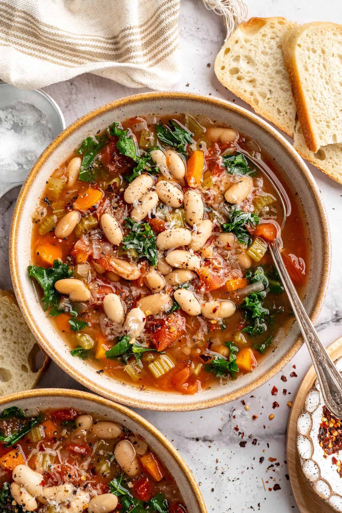 White Bean and Kale Soup