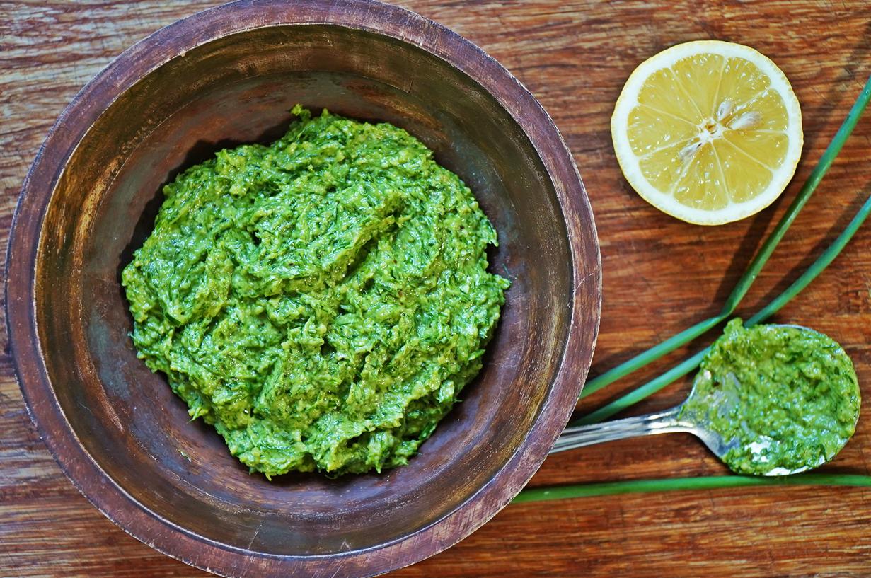 Simple Tasty Chive Pesto | CaribbeanPot.com