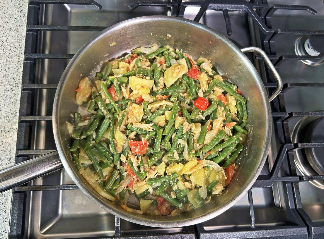 String Beans With Potato And Salted Cod