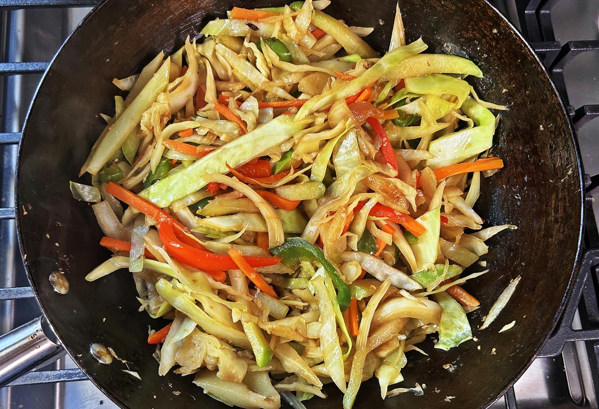 Easy Vegetable Chow Mein (Better Than Takeout!)