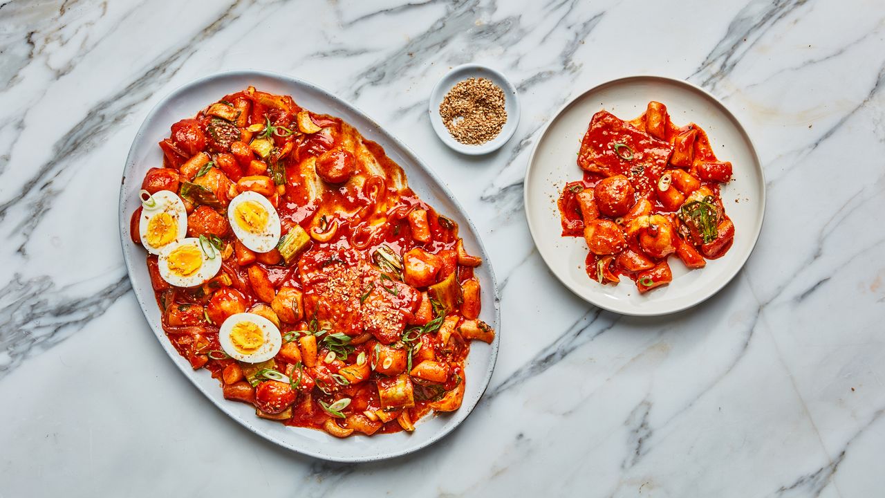 Tteokbokki (Spicy Korean Rice Cakes) Recipe